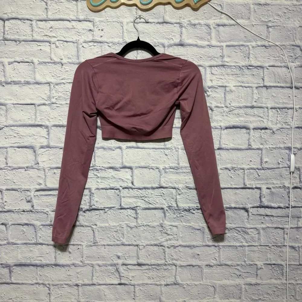 Bo + Tee Long Sleeve Crop Top